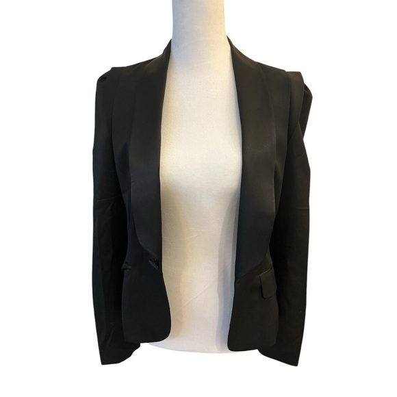 Maje Black Tailored Blazer with Notched Lapels - Picture 1 of 11